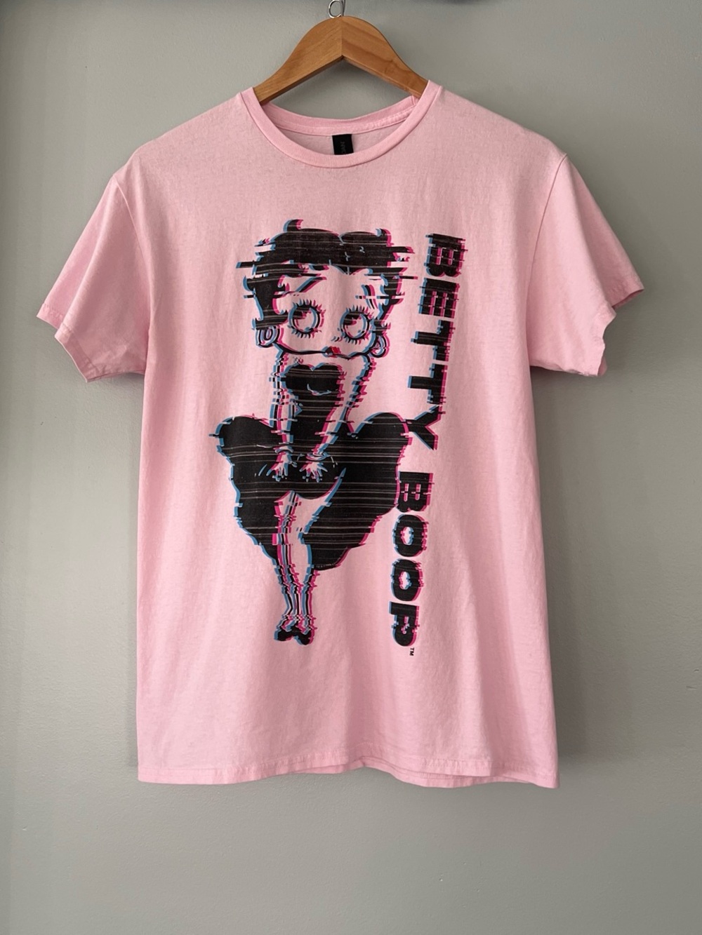 Gildan Light Cotton Tee in Pale Pink w/ Betty Boop Glitch Print